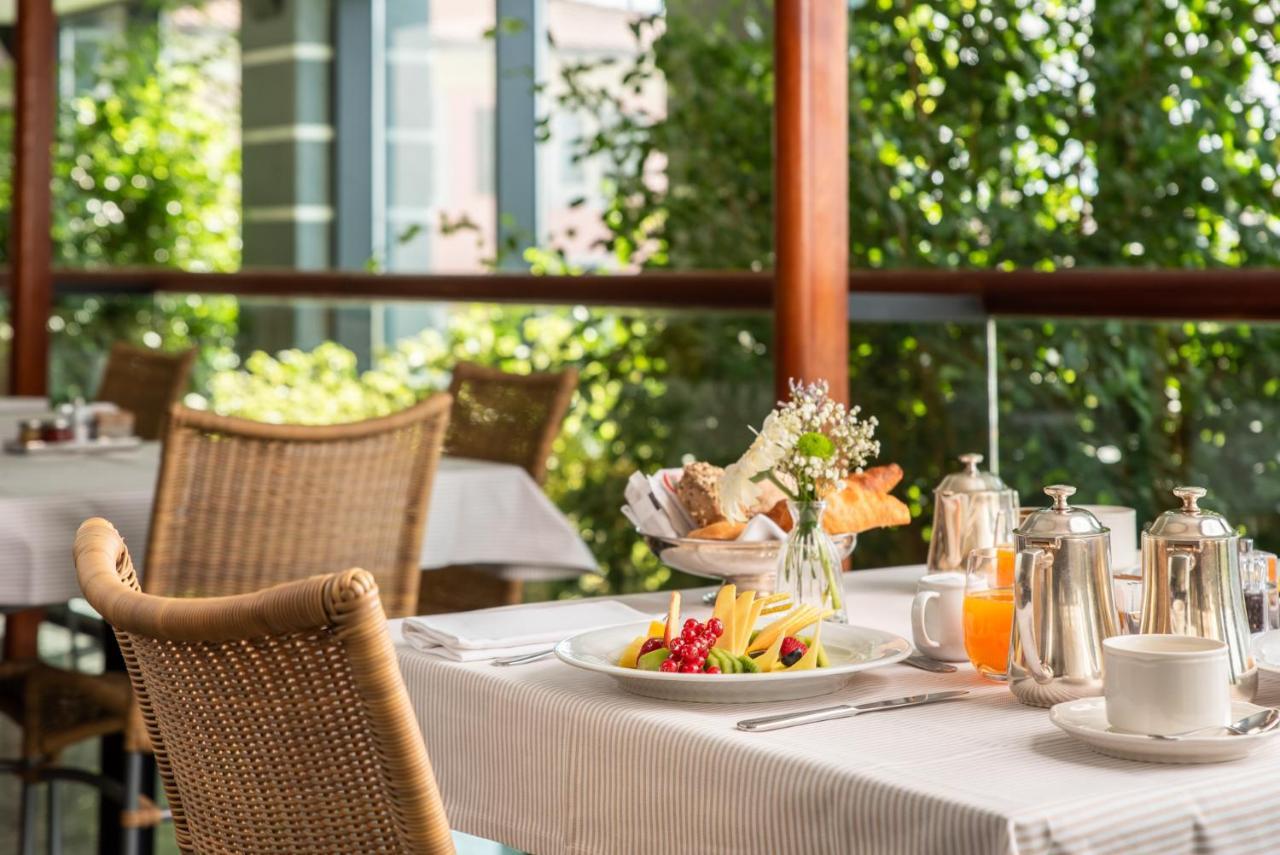 Hotel Excelsior Marina di Massa Eksteriør bilde