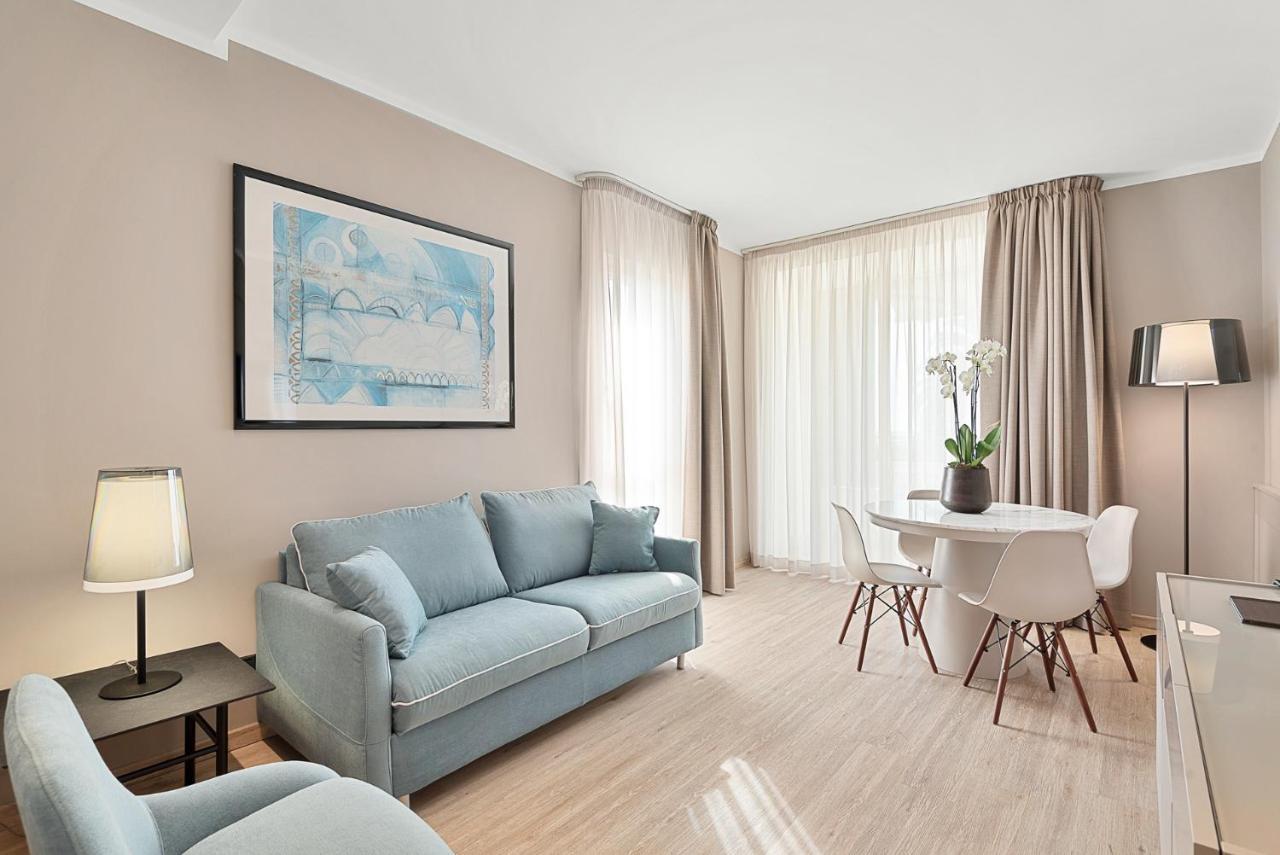 Hotel Excelsior Marina di Massa Eksteriør bilde