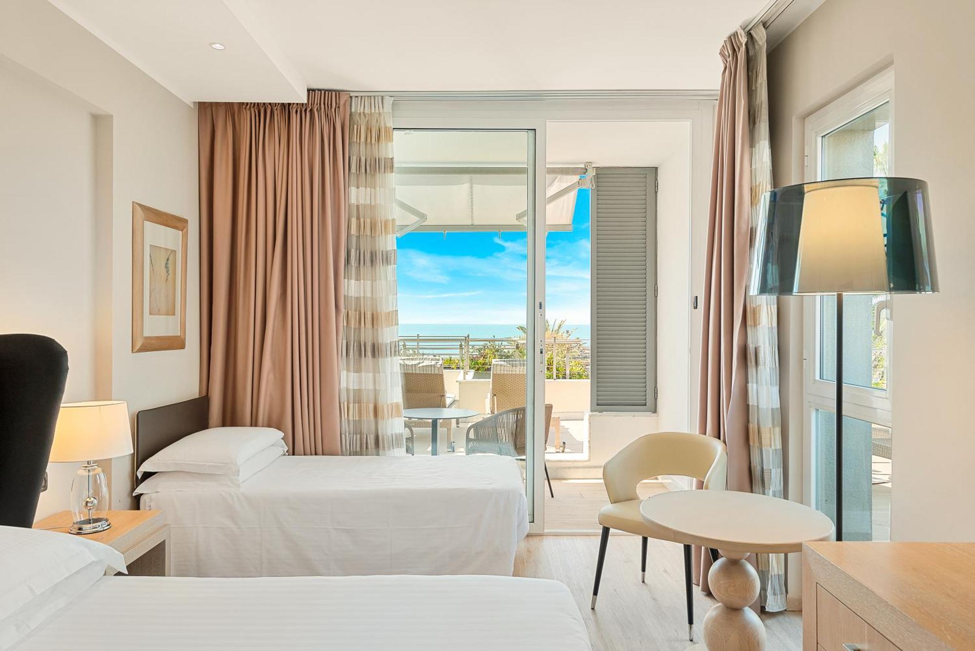 Hotel Excelsior Marina di Massa Eksteriør bilde
