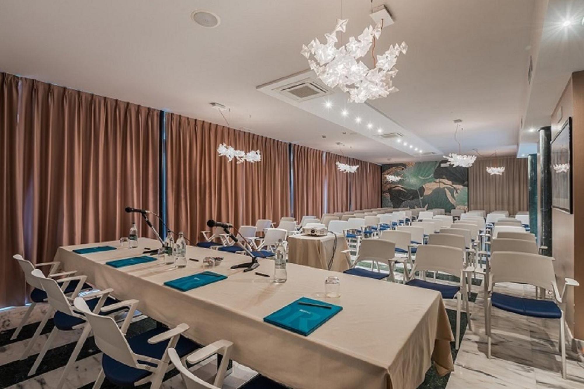 Hotel Excelsior Marina di Massa Eksteriør bilde